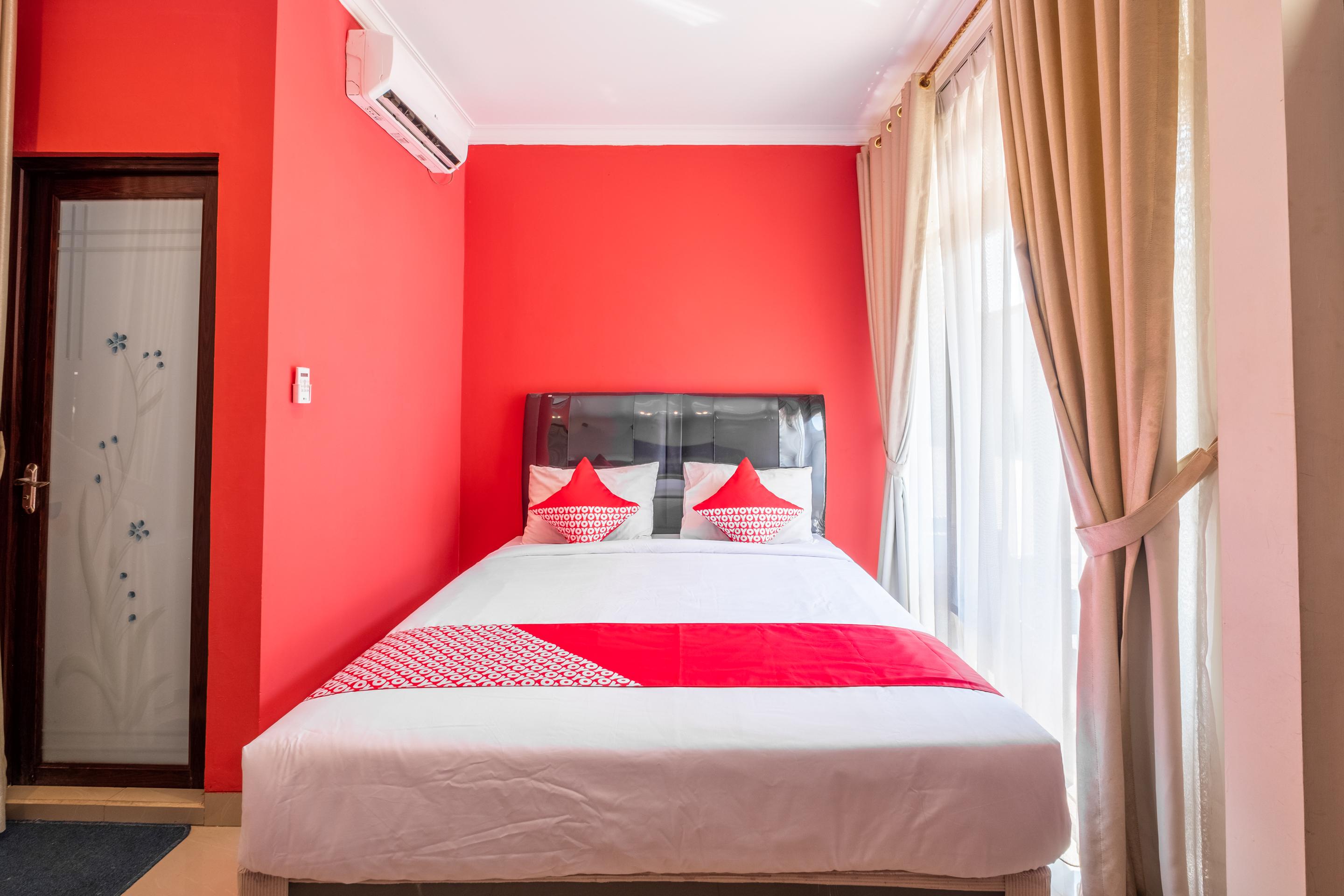 Oyo Collection O 1032 Rahayu Residence Syariah Cirebon Εξωτερικό φωτογραφία